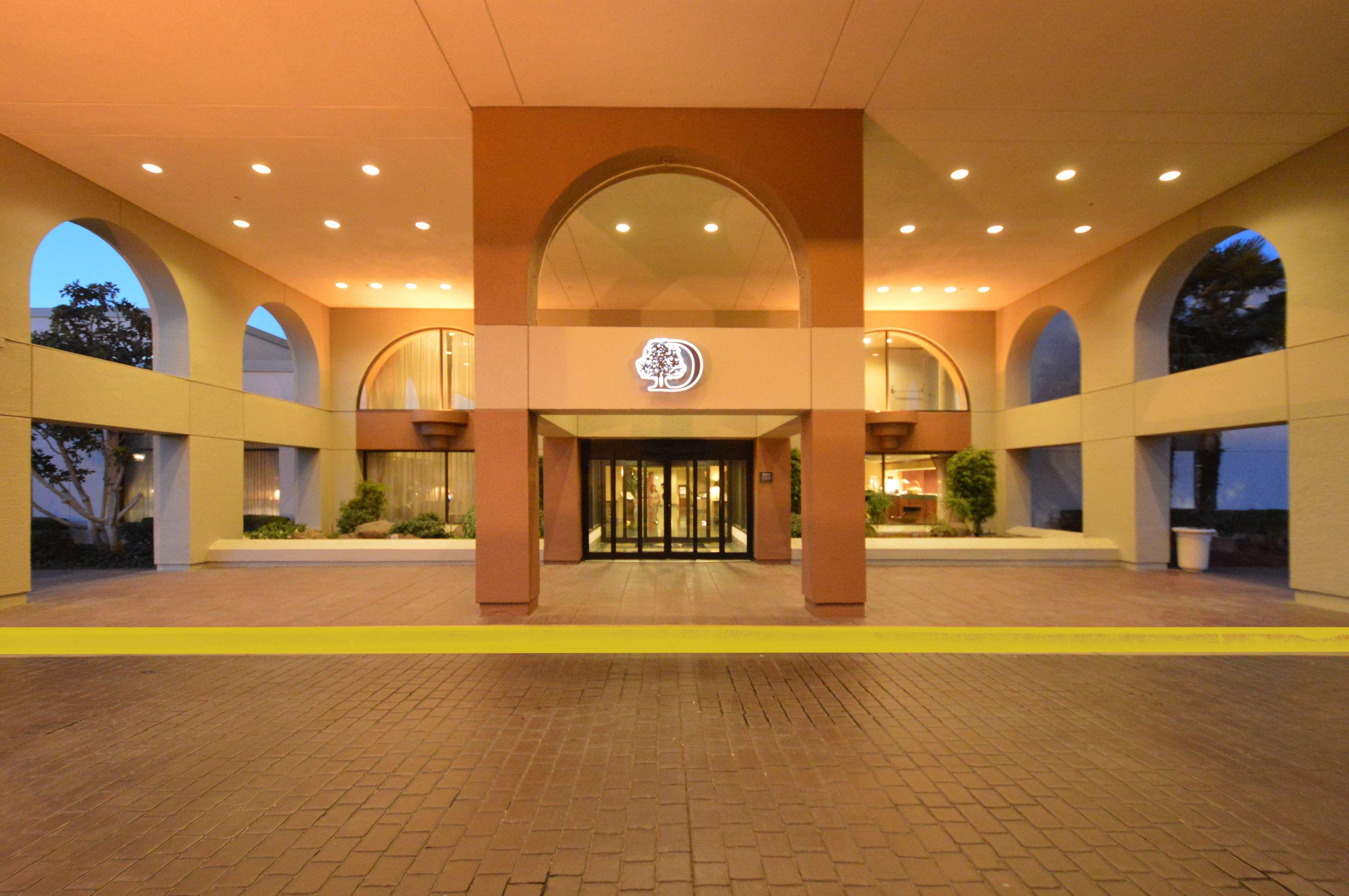 Doubletree By Hilton Newark-Fremont Hotel Ngoại thất bức ảnh
