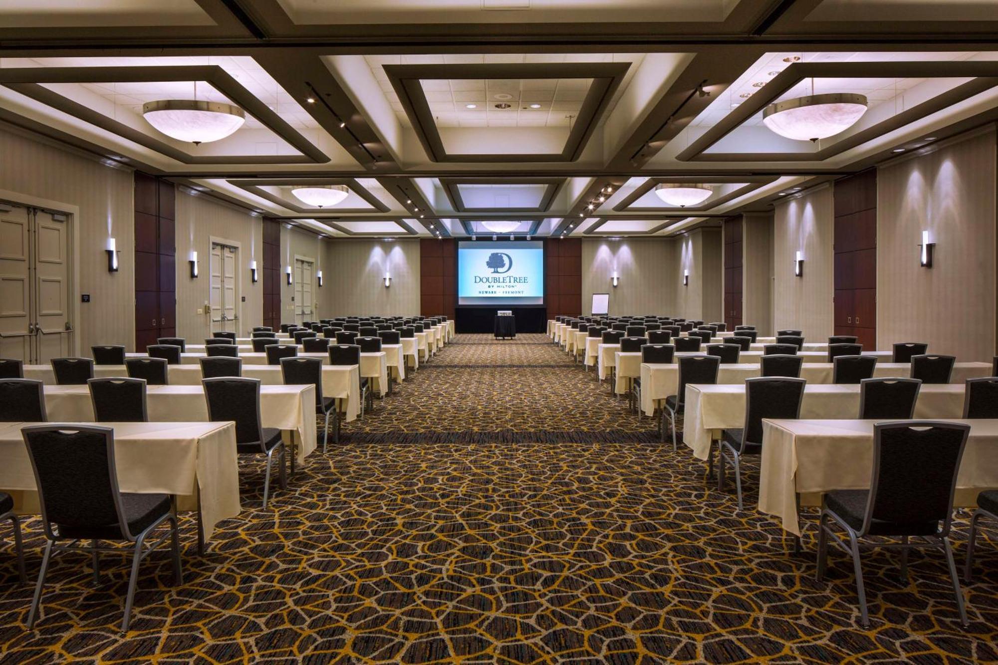 Doubletree By Hilton Newark-Fremont Hotel Ngoại thất bức ảnh