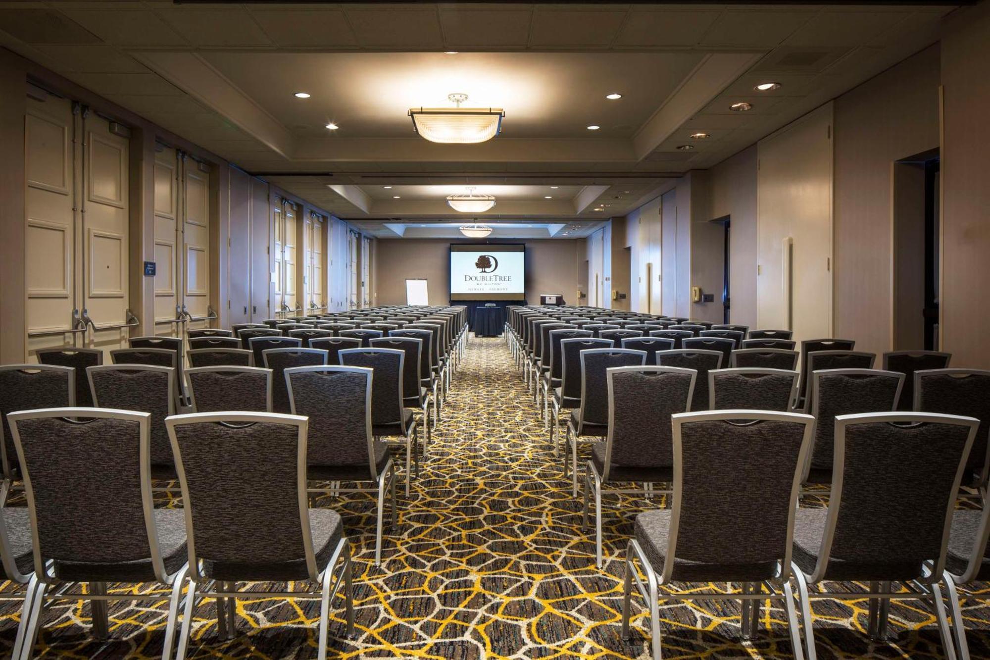 Doubletree By Hilton Newark-Fremont Hotel Ngoại thất bức ảnh
