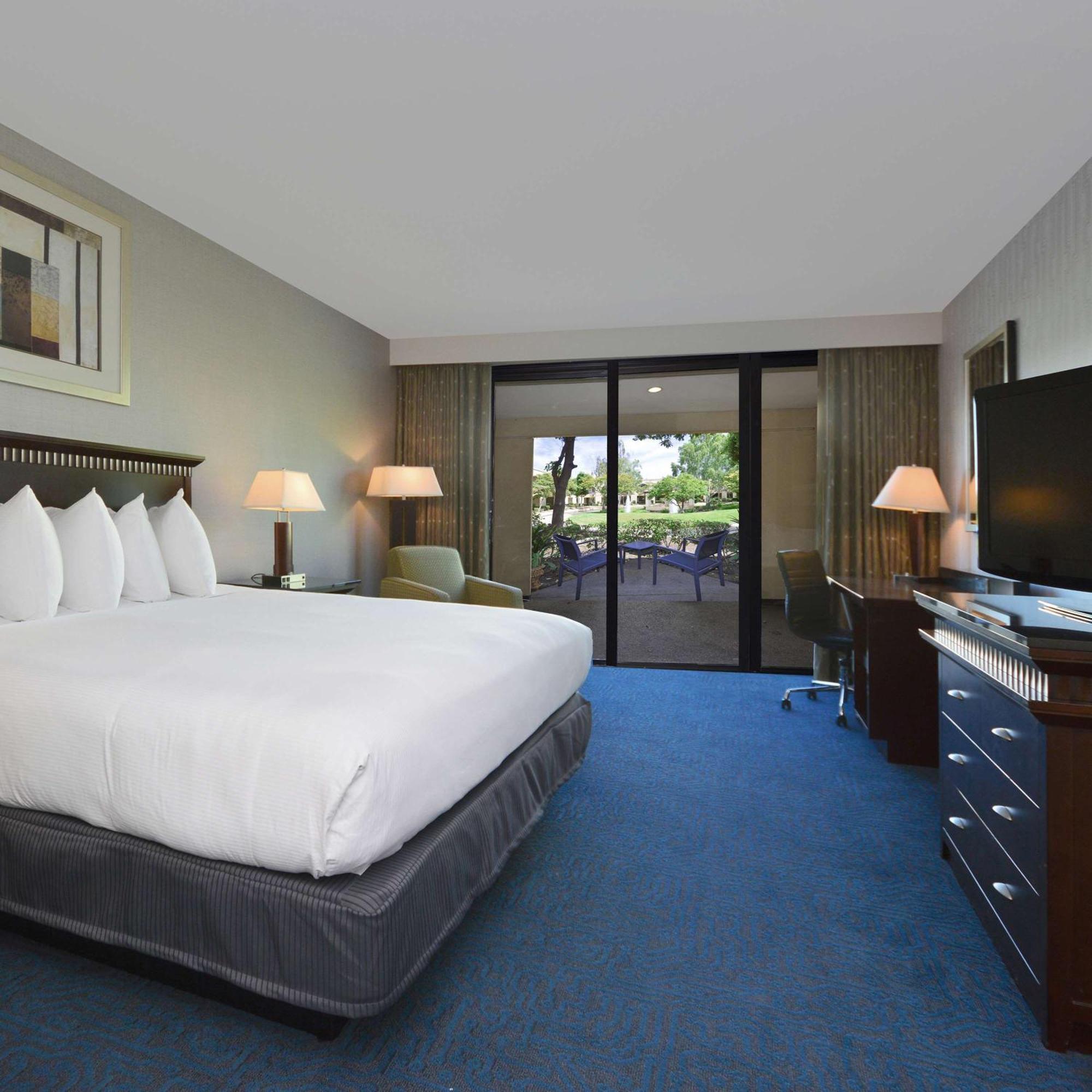 Doubletree By Hilton Newark-Fremont Hotel Ngoại thất bức ảnh