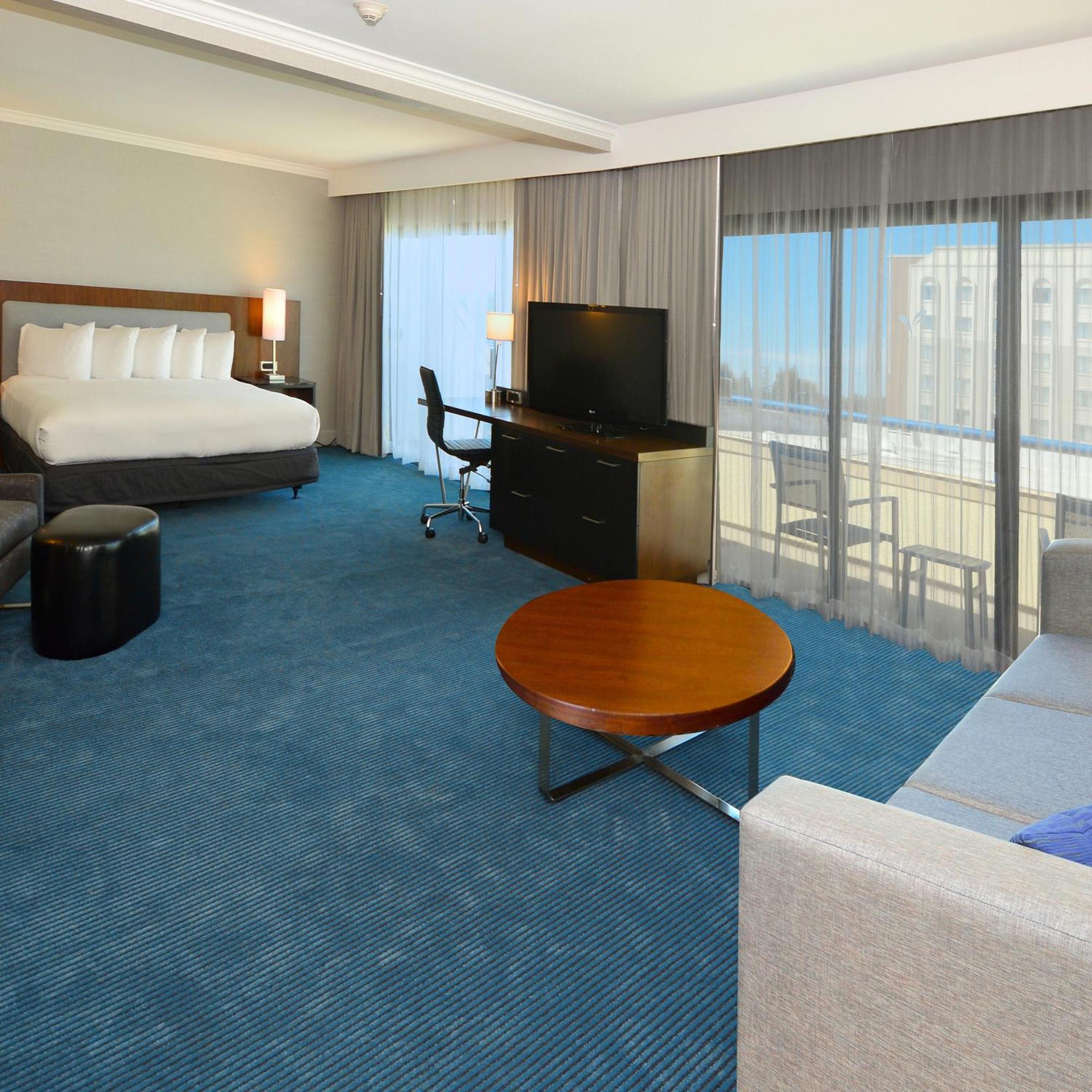 Doubletree By Hilton Newark-Fremont Hotel Ngoại thất bức ảnh